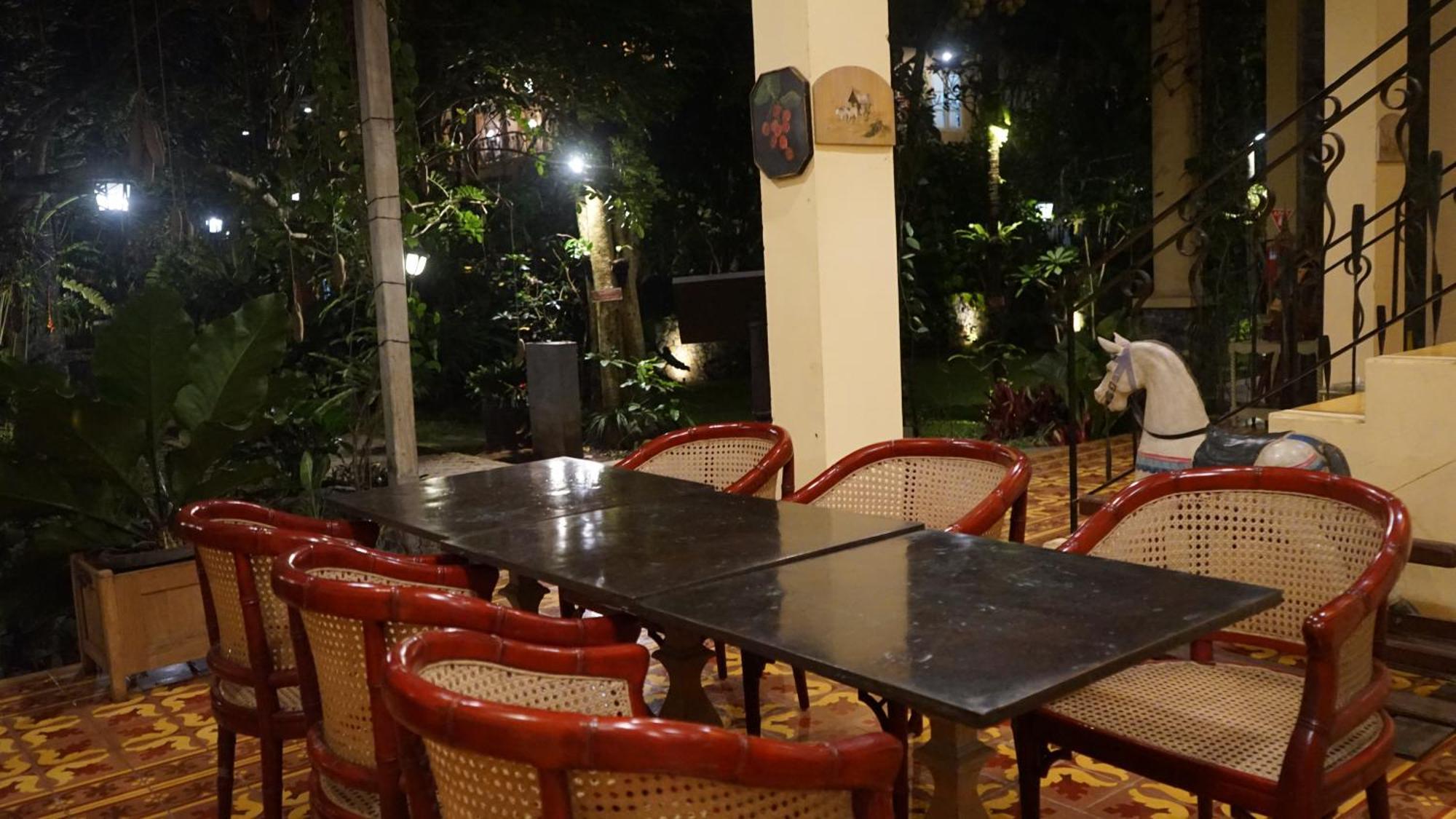 Kayu Arum Resort Салатига Екстериор снимка