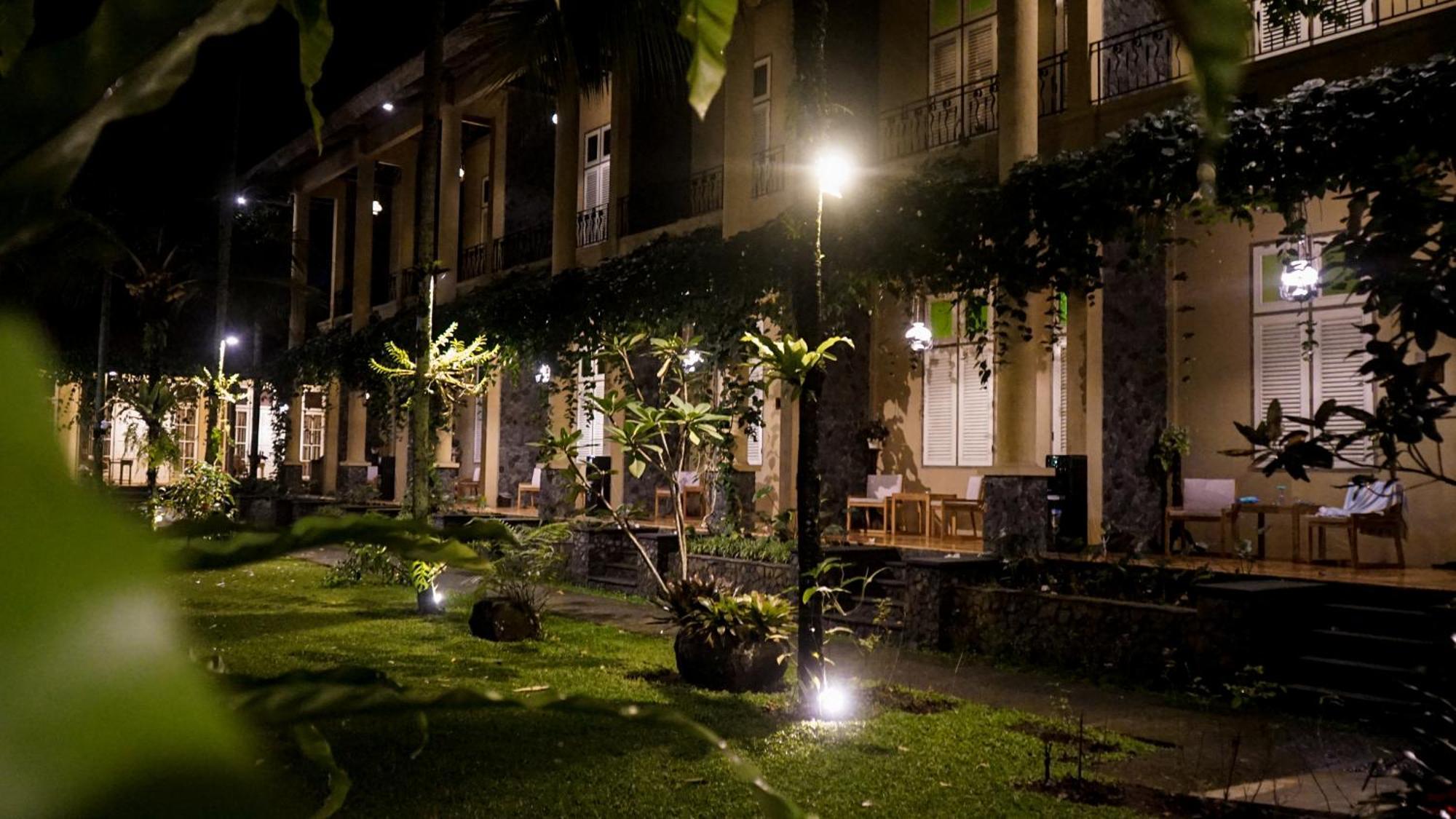 Kayu Arum Resort Салатига Екстериор снимка